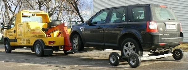 holowanie samochodu osobowego